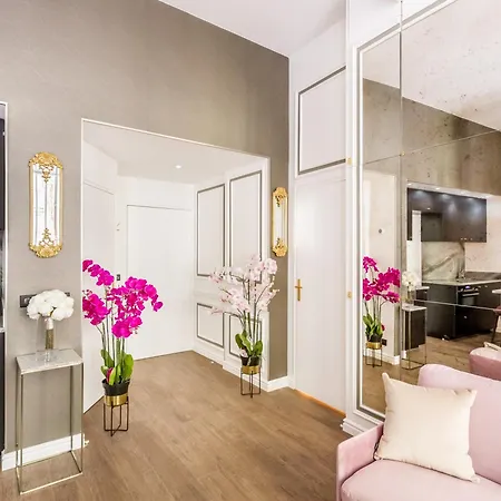 Merveil - Luxury - Marais - Archives I Parijs