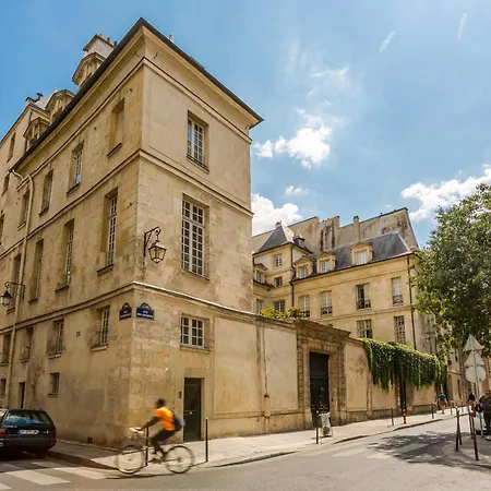 Apartment Merveil - Luxury - Marais - Archives I Paris