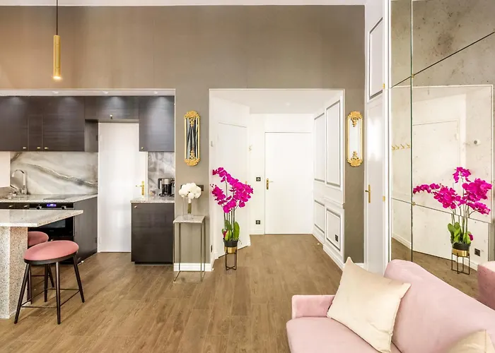 Merveil - Luxury - Marais - Archives I Parijs